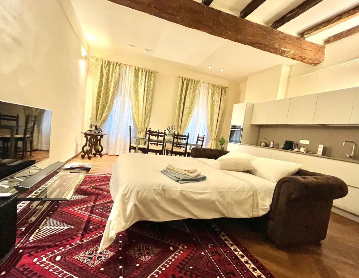 Lovely 2 Bedroom Apartment Nearby Piazza Maggiore 볼로냐 외부 사진